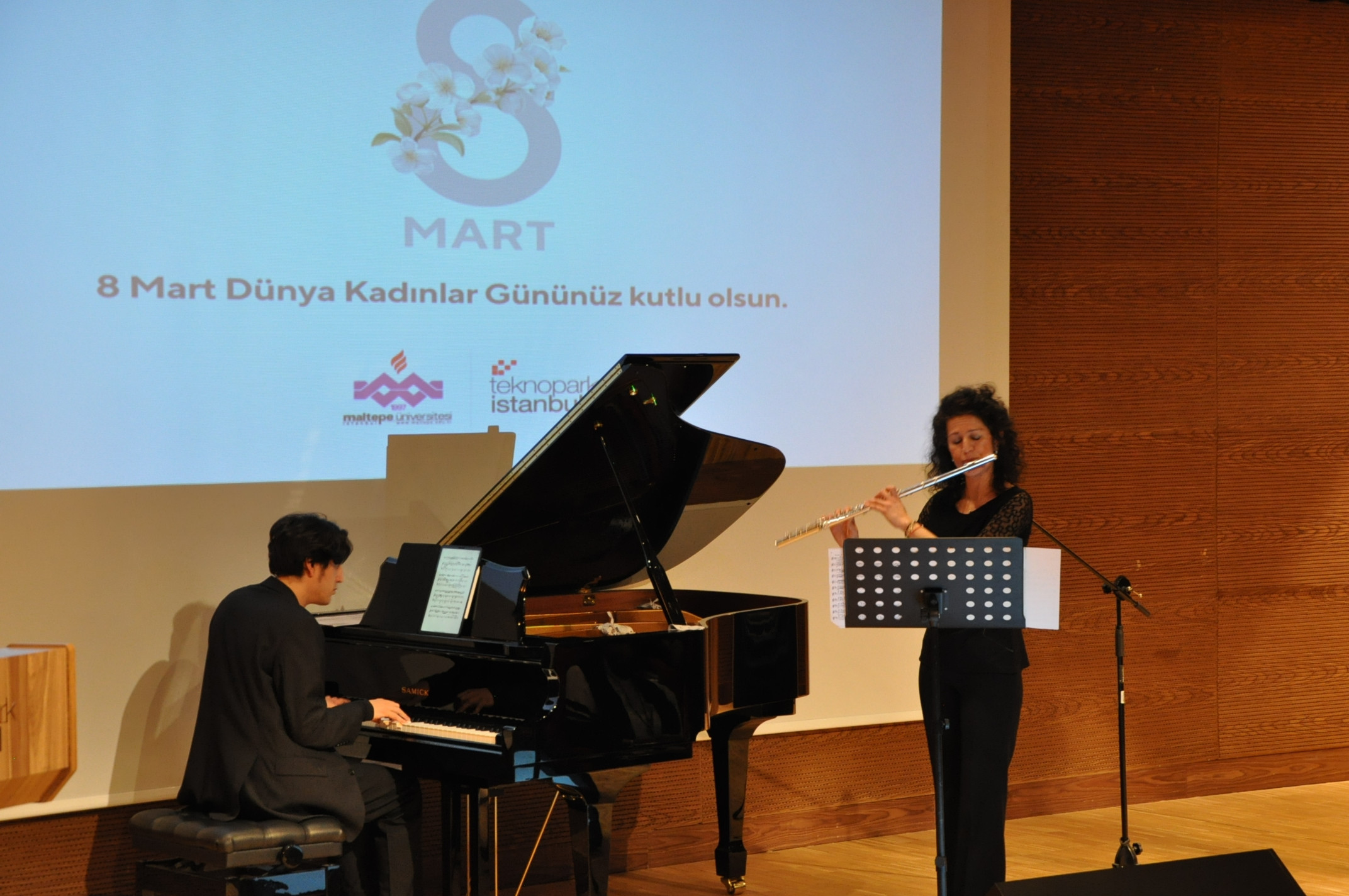 8 Mart Dünya Kadınlar Günü Özel Konseri Yoğun İlgiyle Karşılandı!