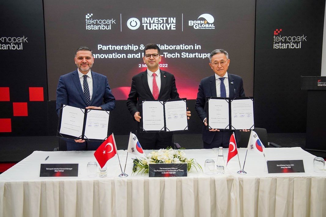 Cumhurbaşkanlığı Yatırım Ofisi, Teknopark İstanbul ve Güney Koreli Born2 Global Centre  İmza Töreni
