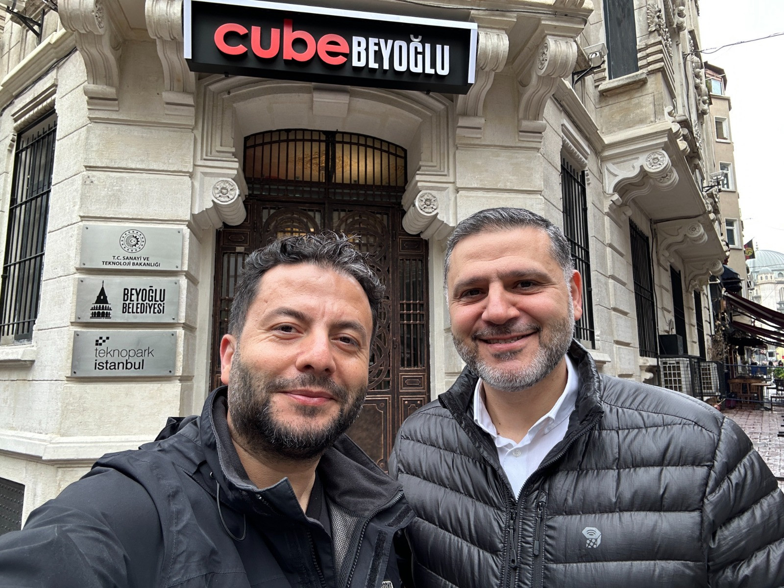 Genel Müdürümüz Bilal Topçu ile Hakkı Alkan Cube Beyoğlu'nu Gezdi