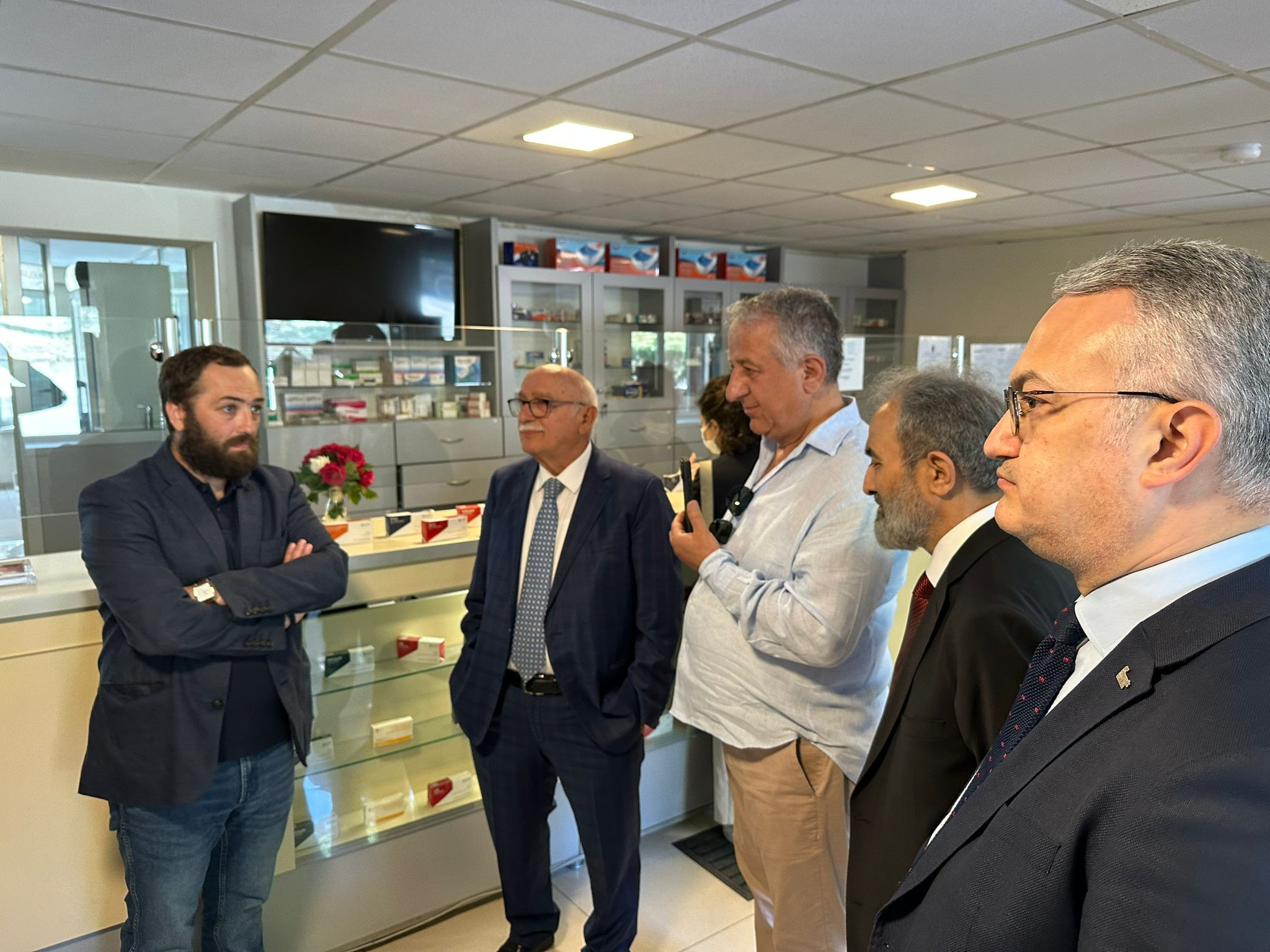 Gürcistan George Eliava Bakteriyofaj, Mikrobiyoloji ve Viroloji Enstitüsü ve Teknopark Ziyareti