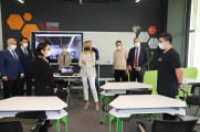 Pendik Kaymakamı Dr. Hülya Kaya Teknopark İstanbul Mesleki ve Teknik Anadolu Lisesini Ziyaret Etti img-1