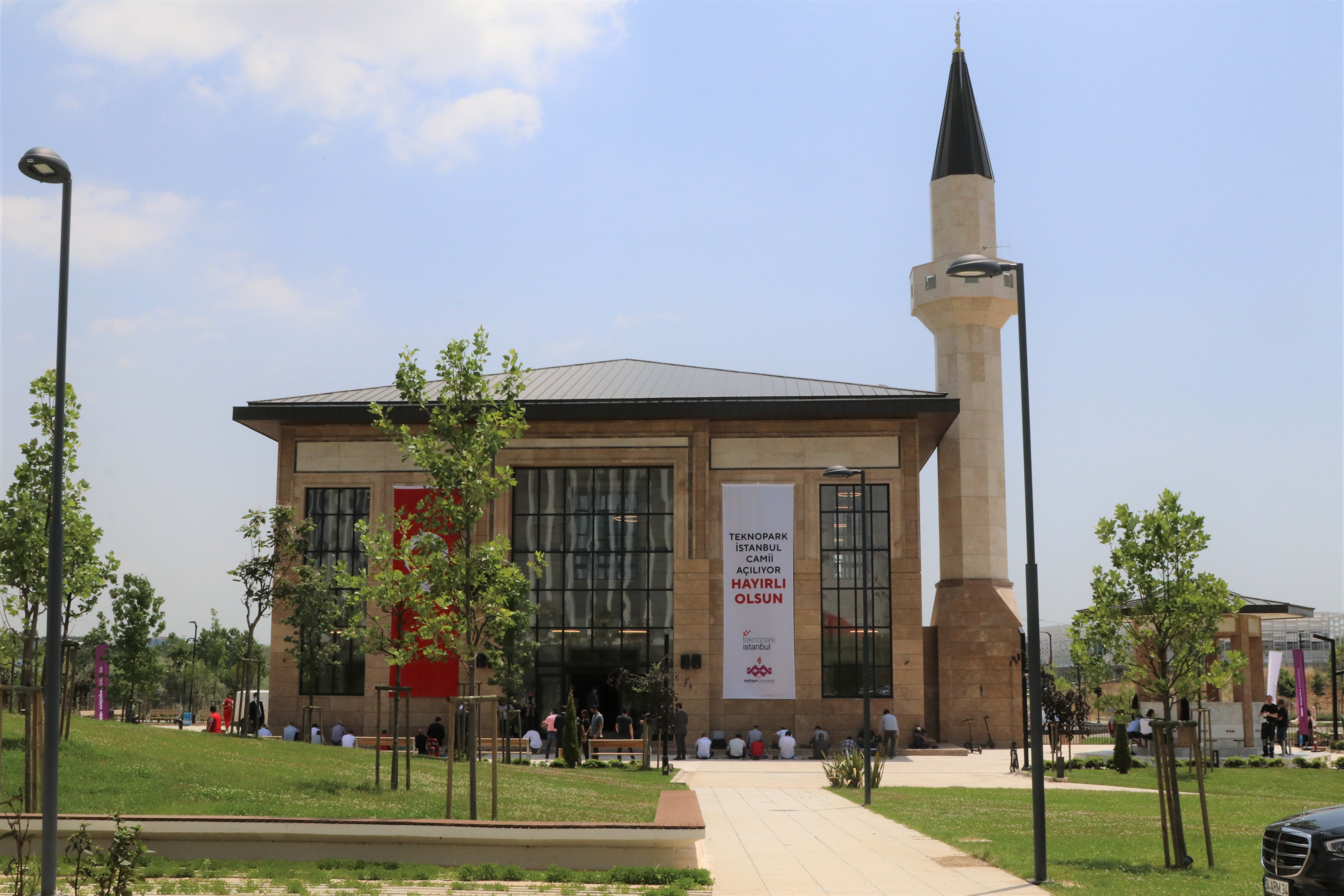 Teknopark İstanbul Camii İbadete Açıldı