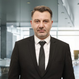 Uğur KAYA