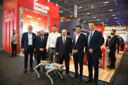 AK Party Bursa Deputy Mr. Mustafa Varank visited the Teknopark Istanbul stand at the IDEF 2025 trade fair. img-2