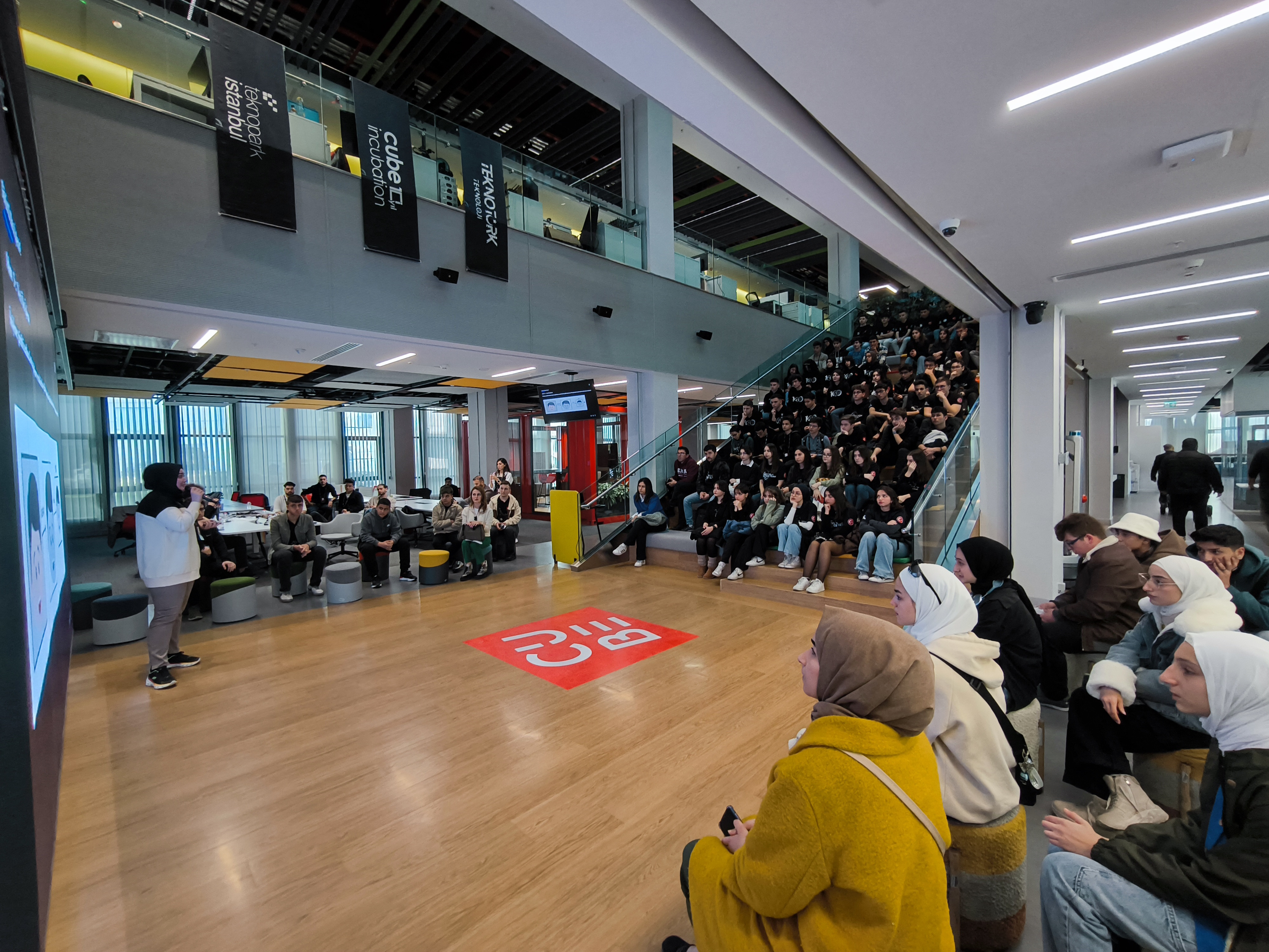 2024 Robotics Competition Lansmanı: Yeni Sezonun Heyecanı Robocube Kick-Off