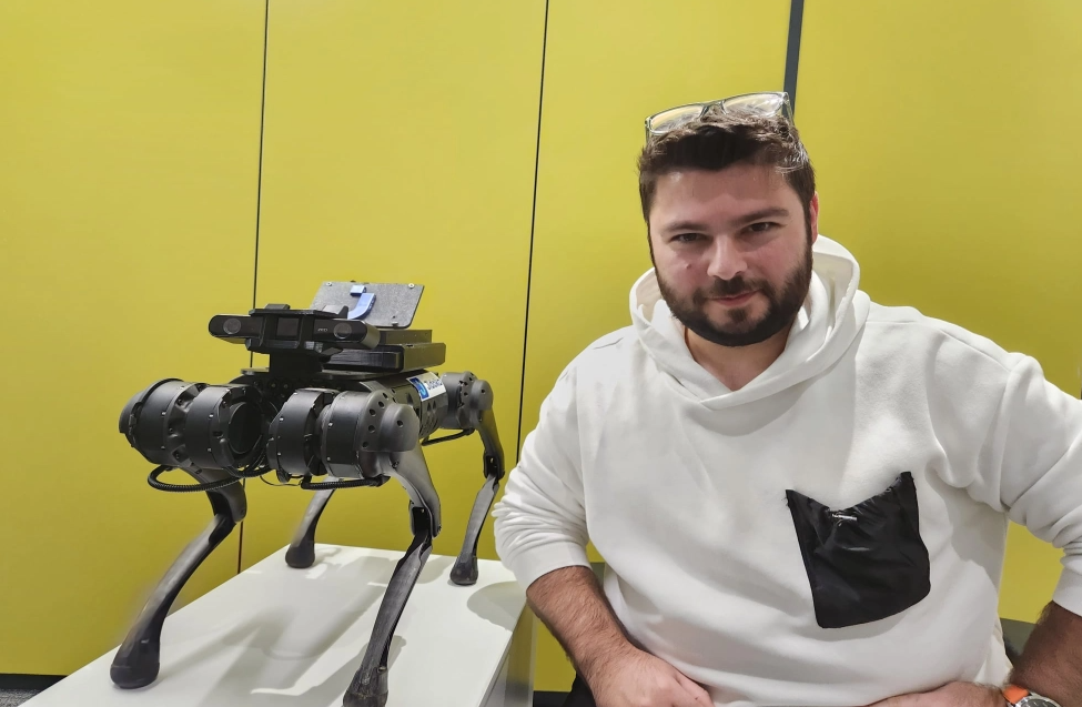 Asistan Robot Köpekler İş Başında
